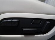 Mazda 6 Sedan / Limuzína 2,5 l 143 kw