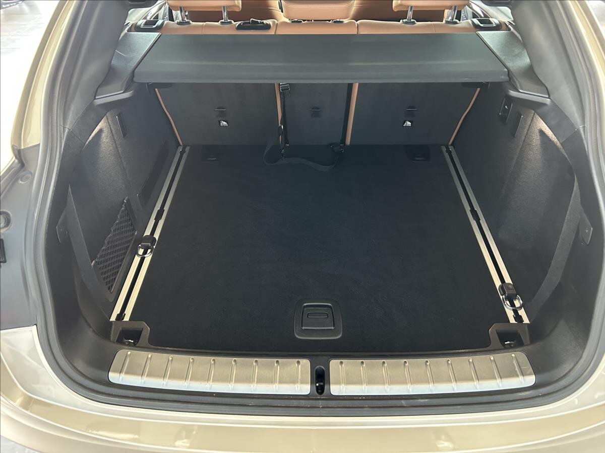 BMW X4 SUV / Terénní 2,0 l 140 kw