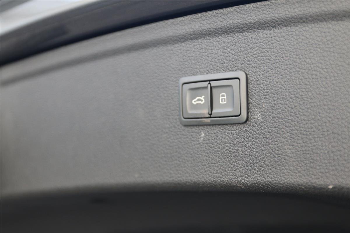 Audi Q5 SUV 2,0 l 150 kw