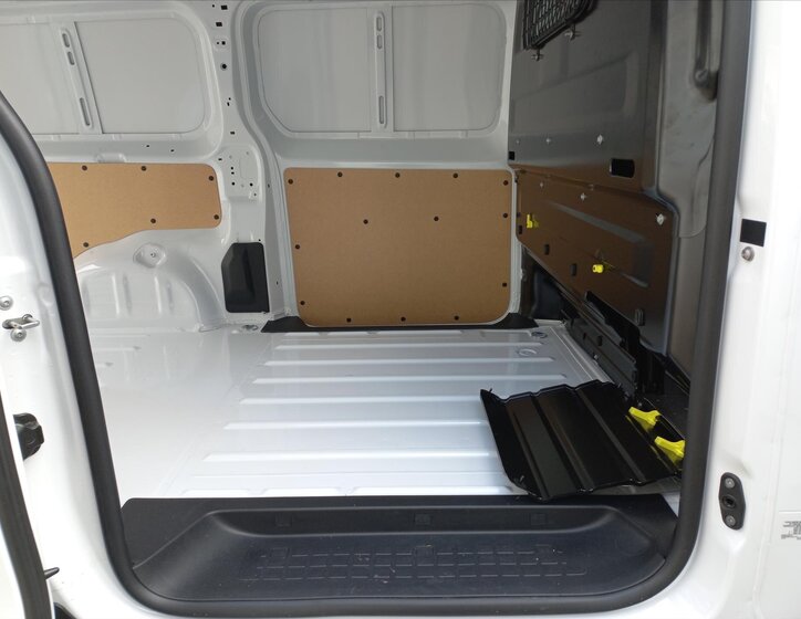 Toyota ProAce Skříň 2,0 l 106 kw