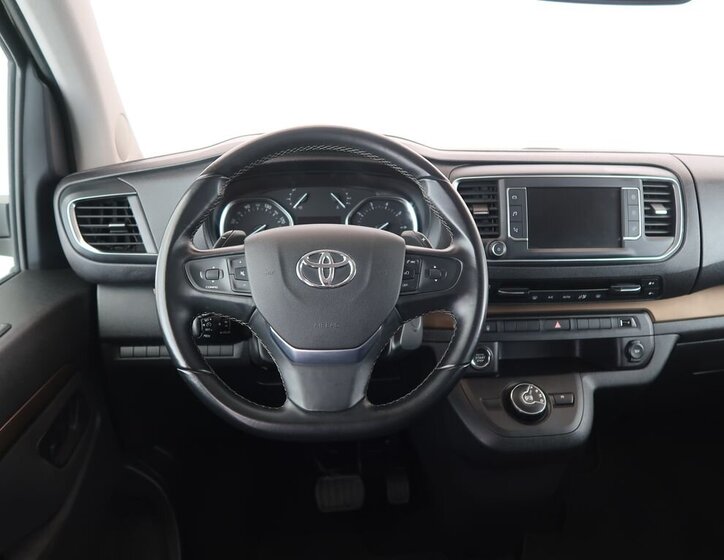 Toyota ProAce Verso VAN-Minibus 2,0 l 130 kw