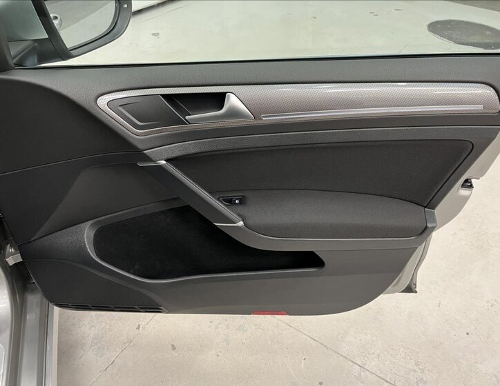 Volkswagen Golf Kombi 2,0 l 135 kw