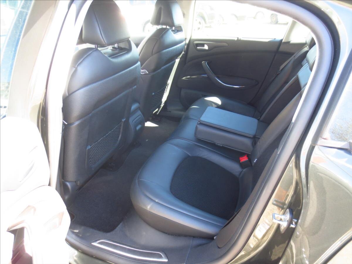 Citroën C5 Sedan / Limuzína 2,0 l 103 kw