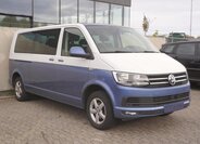 Volkswagen Caravelle 1
