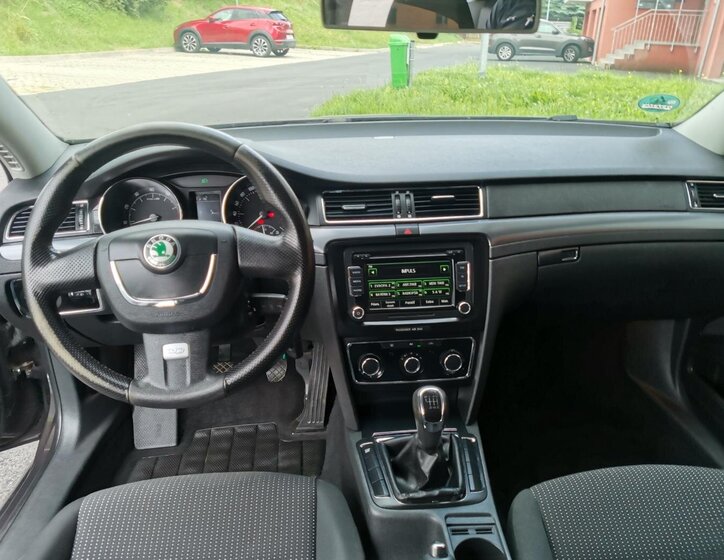 Škoda Superb Ostatní 1,8 l 118 kw