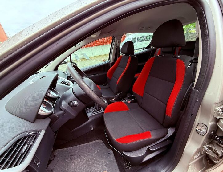 Peugeot 207 11