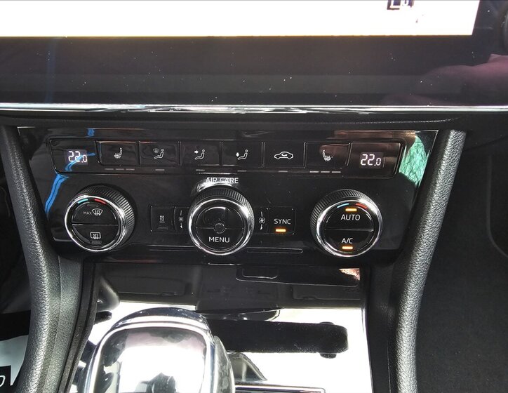 Škoda Superb Kombi 2,0 l 140 kw