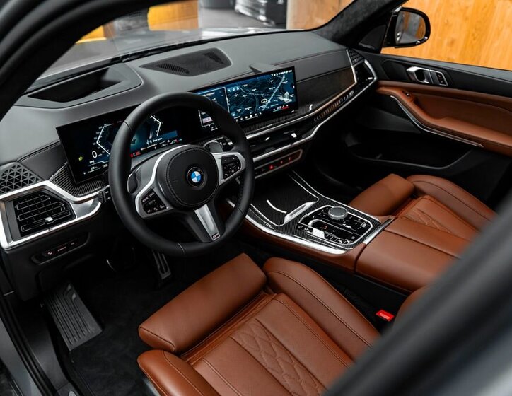 BMW X5 SUV 3,0 l 210 kw