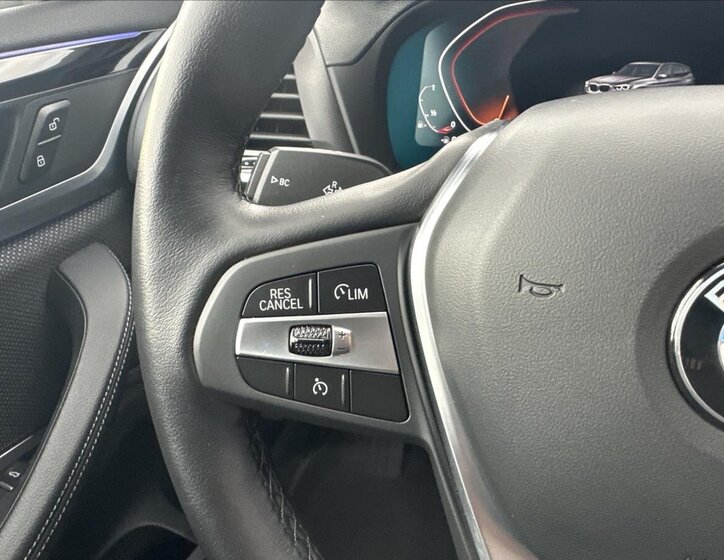 BMW X3 SUV 2,0 l 185 kw