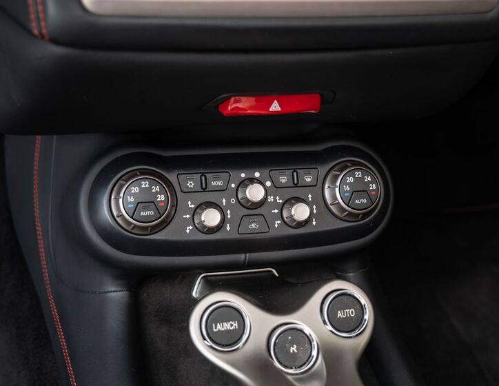 Ferrari California 13