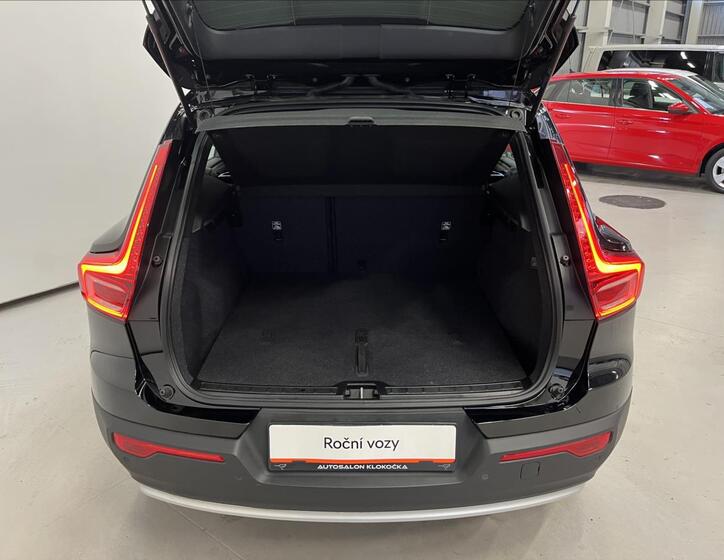 Volvo XC40 32