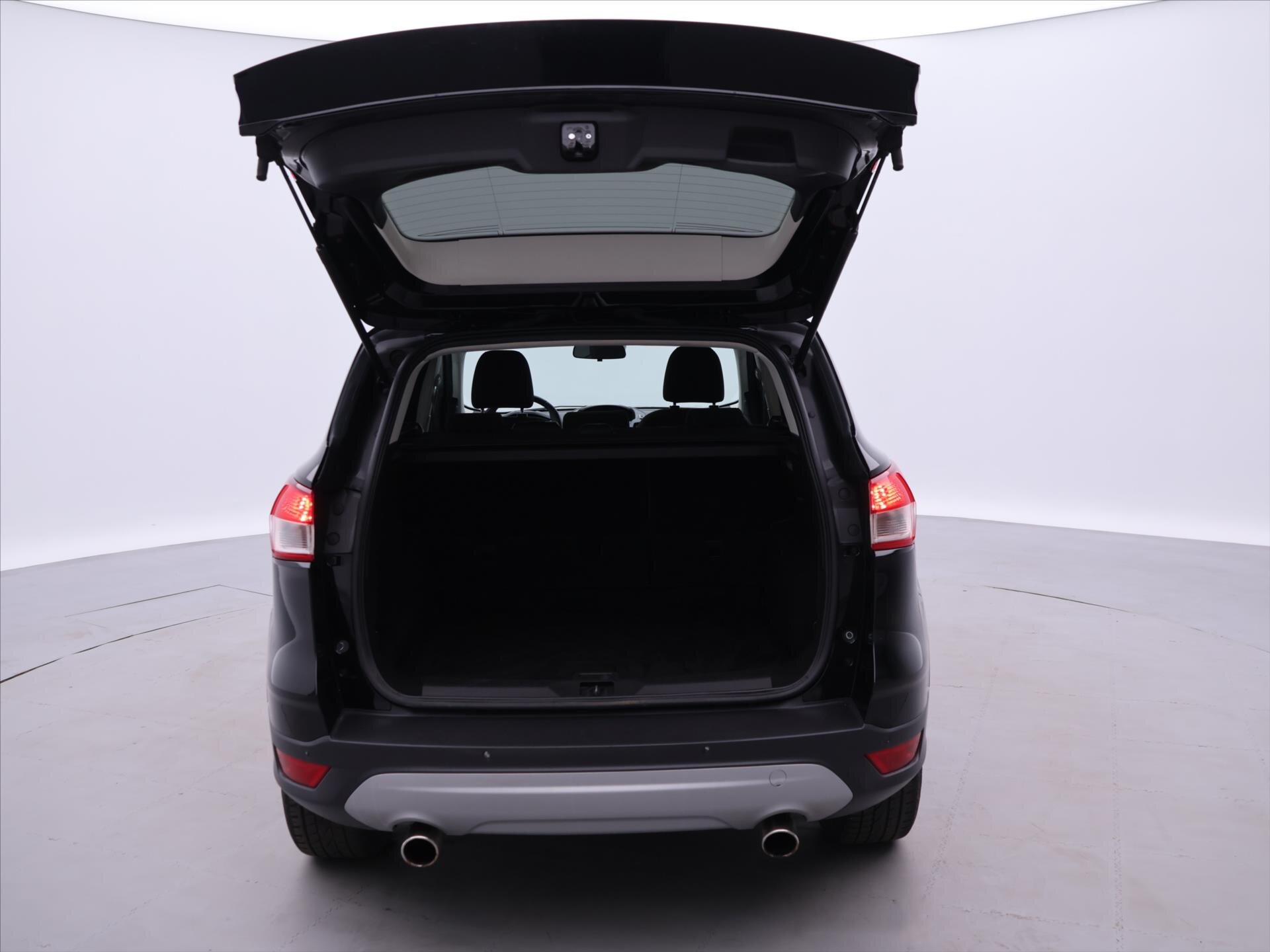 Ford Kuga SUV / Terénní 1,5 l 110 kw