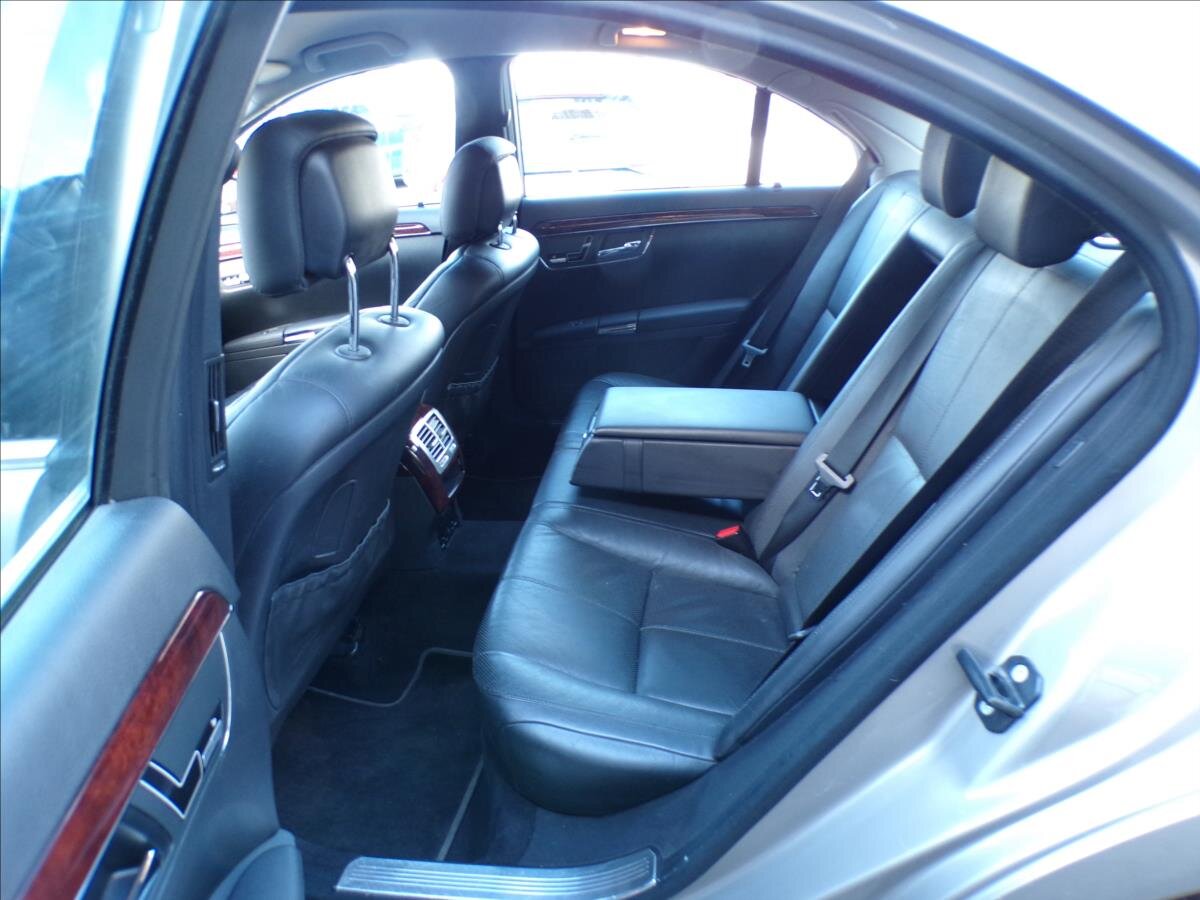 Mercedes-Benz Třídy S Sedan / Limuzína 3,0 l 173 kw