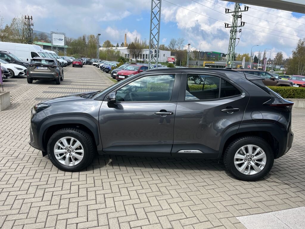 Toyota Yaris Cross SUV / Terénní 1,5 l 68 kw