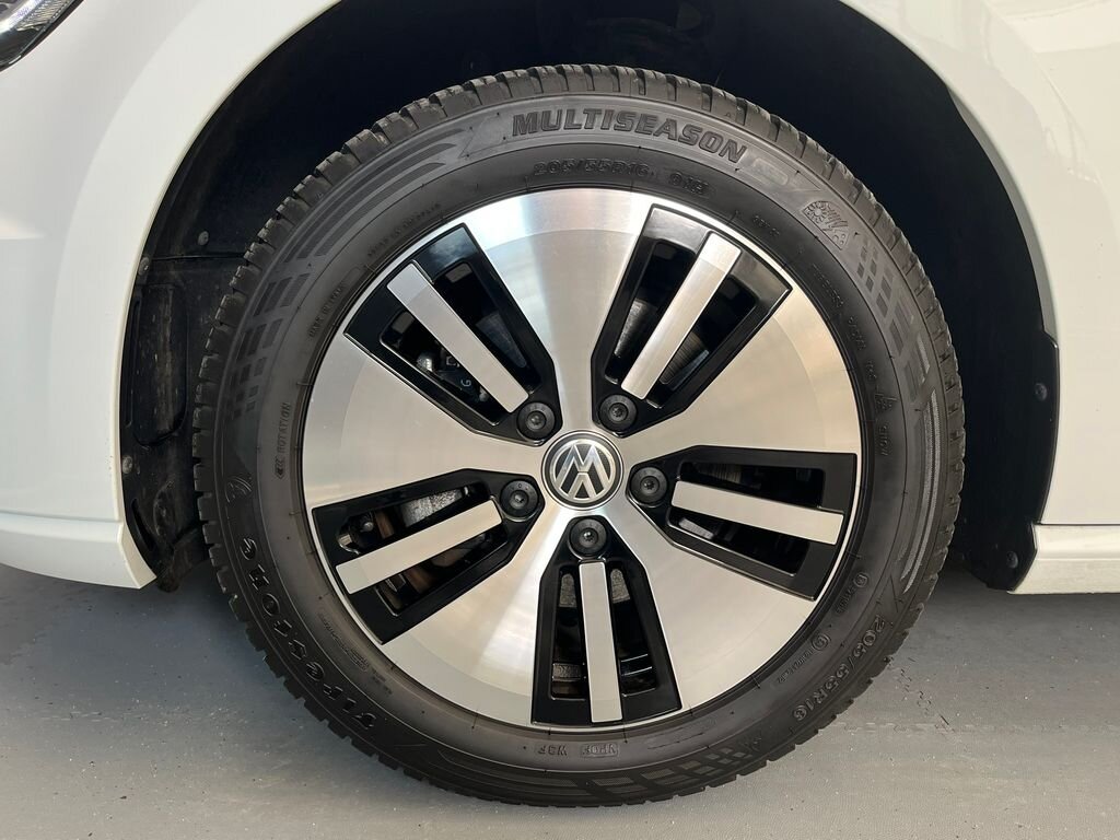 Volkswagen Golf Hatchback 0,0 100 kw