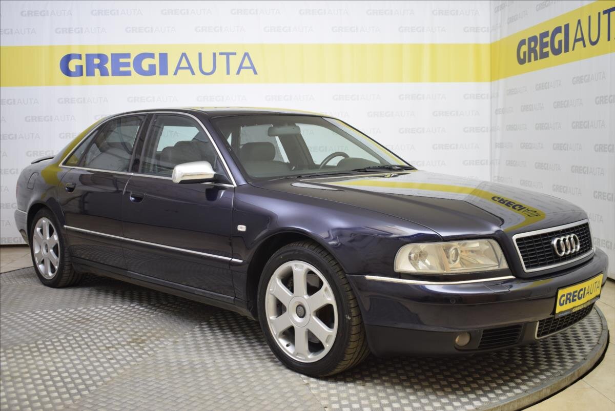 Audi S8 Sedan / Limuzína 4,2 l 265 kw