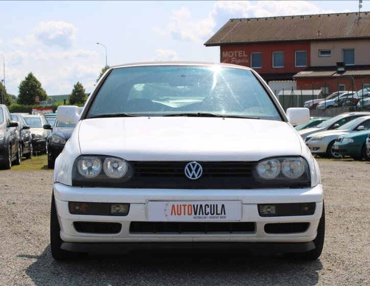 Volkswagen Golf 2