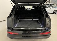 Audi SQ7 31