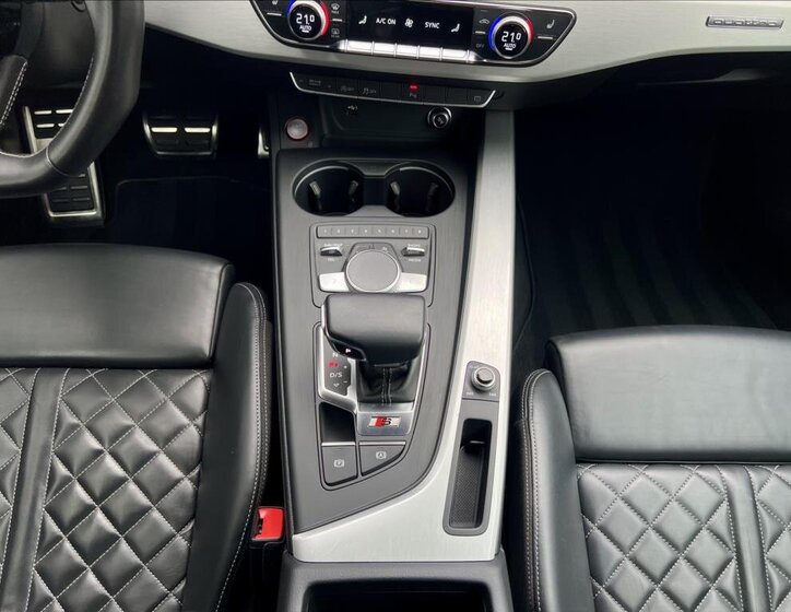 Audi S5 Kupé 3,0 l 255 kw