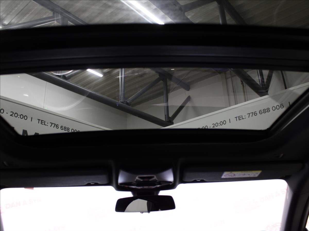 BMW Řada 2 Sedan / Limuzína 1,5 l 100 kw