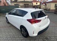 Toyota Auris 7
