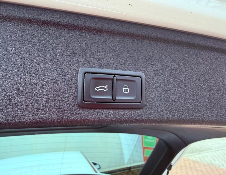 Audi A4 Kombi 2,0 l 110 kw