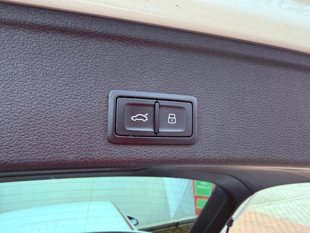 Audi A4 Kombi 2,0 l 110 kw