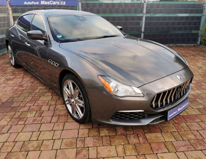 Maserati Quattroporte Sedan 3,0 l 202 kw