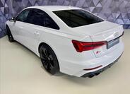 Audi S6 5