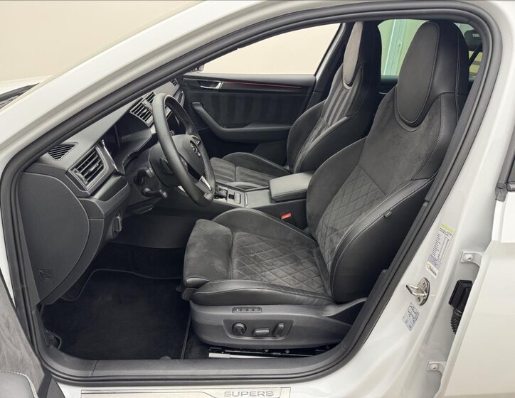 Škoda Superb Kombi 2,0 l 140 kw