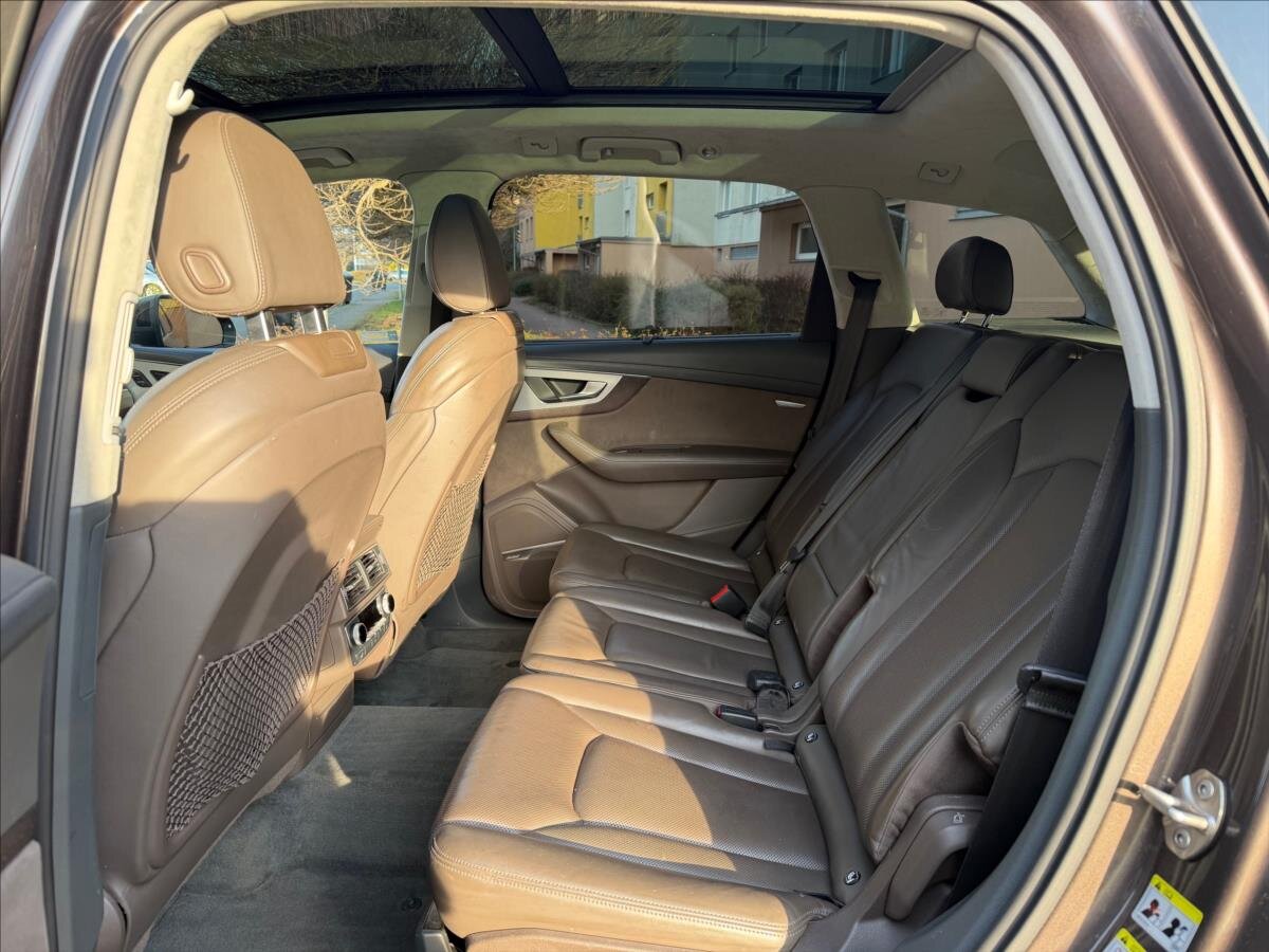 Audi Q7 SUV / Terénní 3,0 l 200 kw