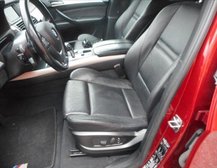 BMW X5 SUV / Terénní 3,0 l 180 kw