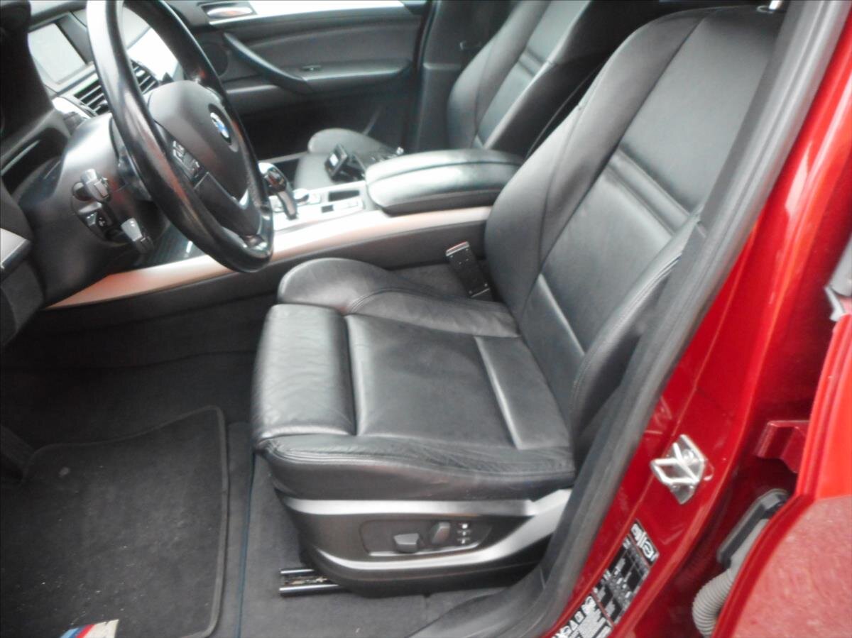 BMW X5 SUV / Terénní 3,0 l 180 kw