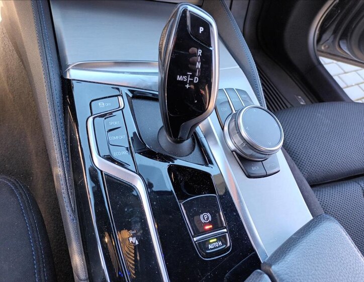 BMW Řada 5 Kombi 2,0 l 140 kw