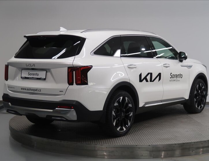 KIA Sorento SUV / Terénní 2,2 l 142 kw