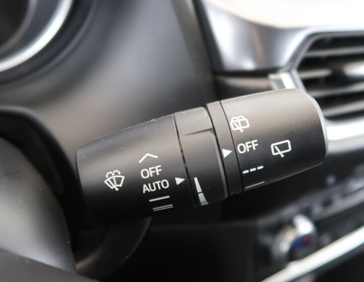 Mazda 6 Kombi 2,0 l 121 kw