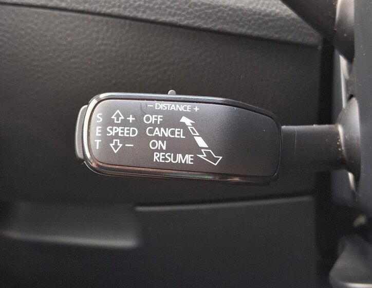 Škoda Superb Sedan / Limuzína 2,0 l 140 kw