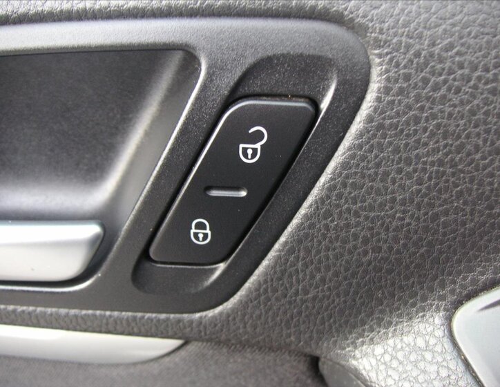 Volkswagen Tiguan Kombi 2,0 l 103 kw