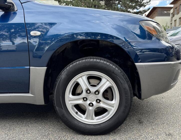 Mitsubishi Outlander 20