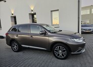 Mitsubishi Outlander 5