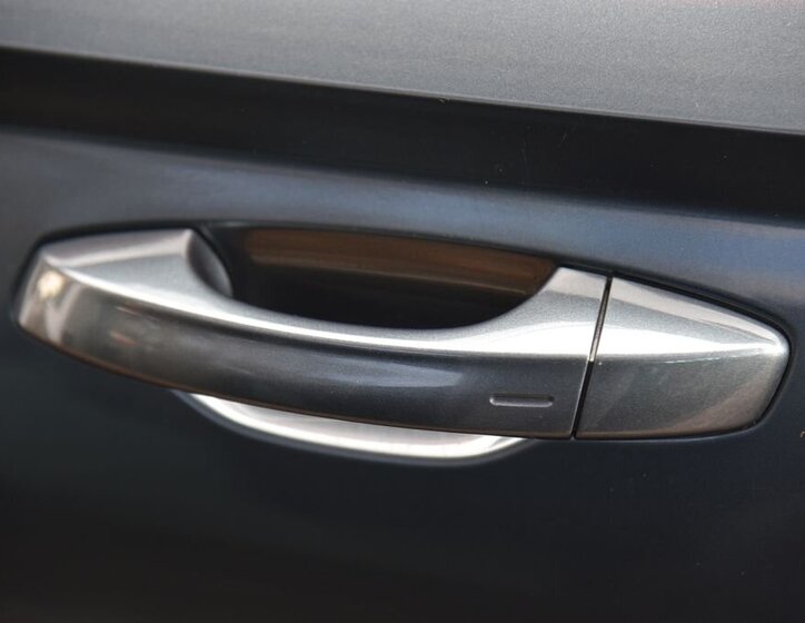 Škoda Karoq SUV 1,5 l 110 kw