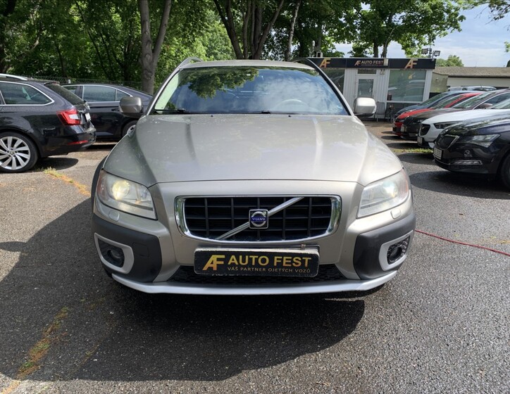 Volvo XC70 2