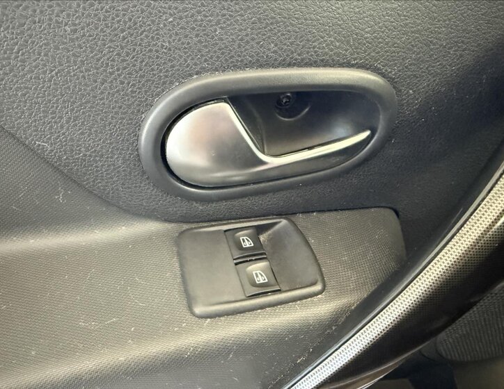 Dacia Logan Kombi 898,0 66 kw