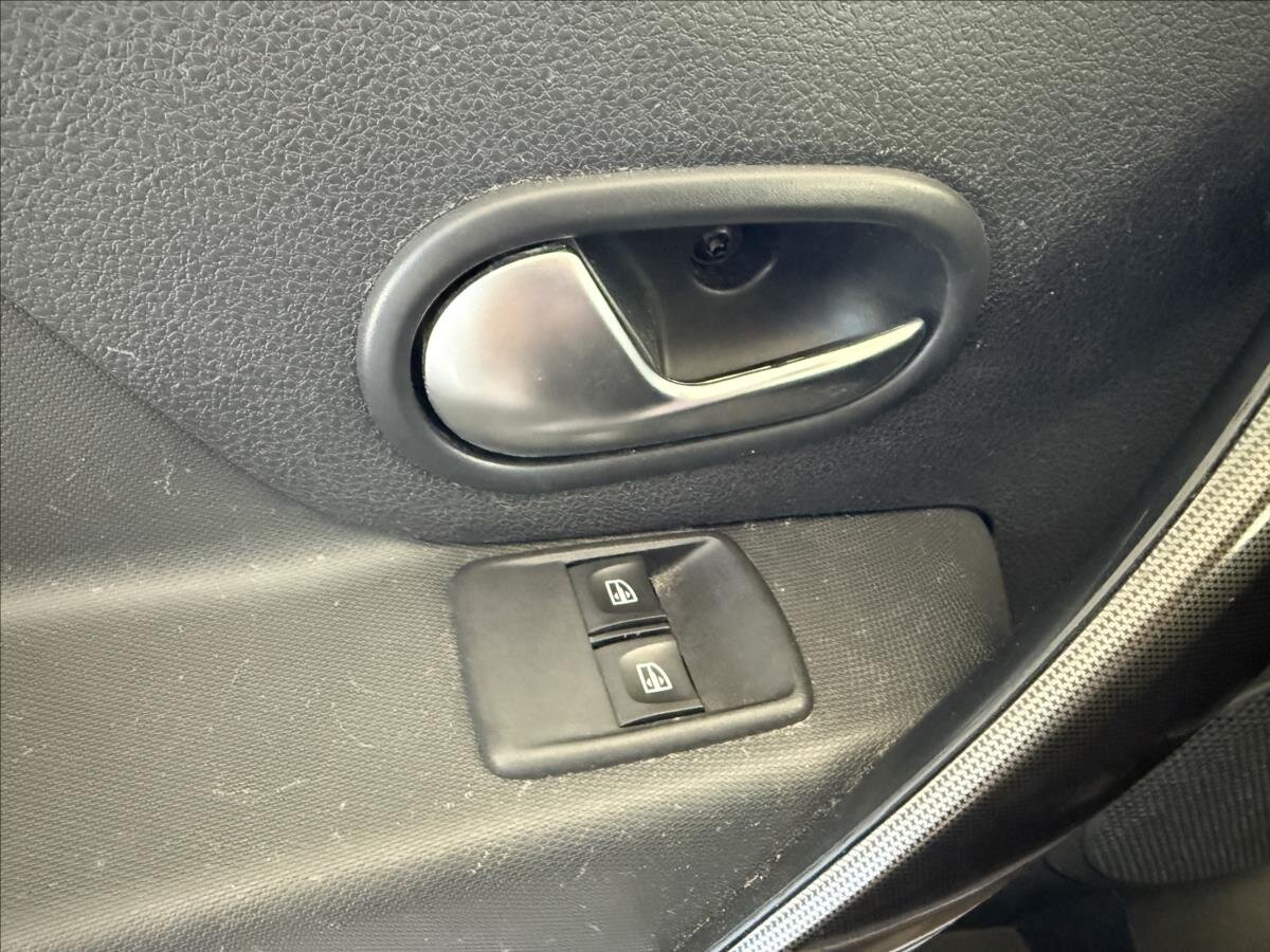 Dacia Logan Kombi 898,0 66 kw