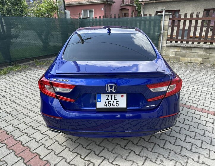 Honda Accord Sedan / Limuzína 1,5 l 141 kw
