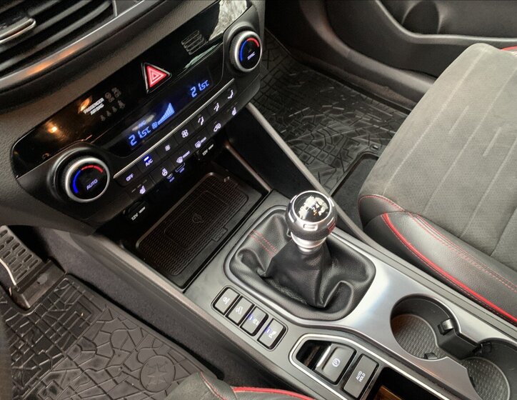 Hyundai Tucson SUV / Terénní 1,6 l 100 kw