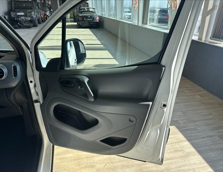 Peugeot Partner Pick-up 1,6 l 66 kw