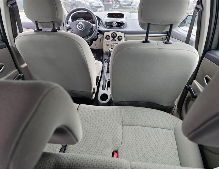 Renault Clio Kombi 1,1 l 55 kw