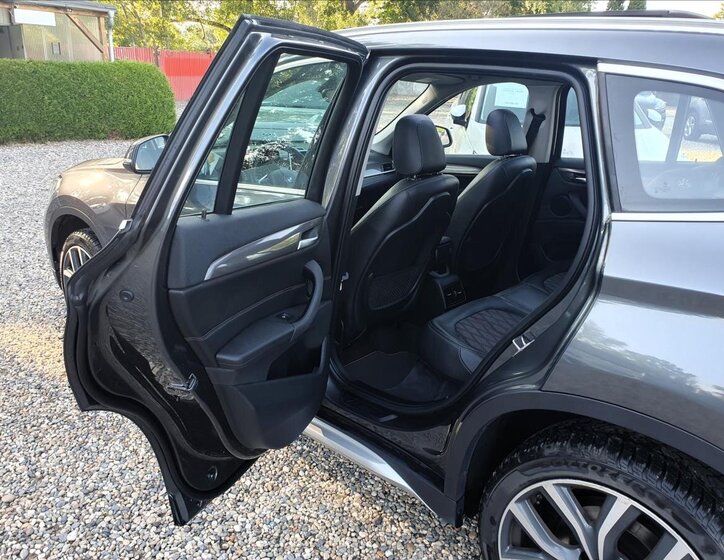BMW X1 SUV 2,0 l 141 kw