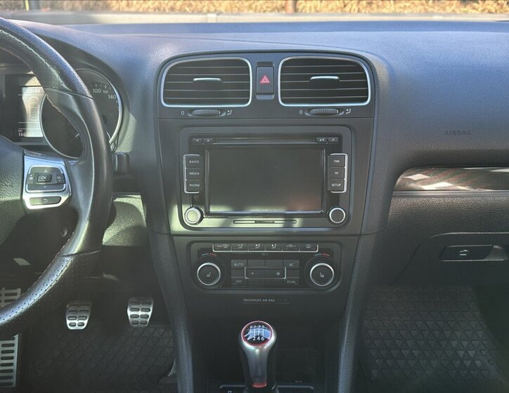 Volkswagen Golf Hatchback 2,0 l 155 kw